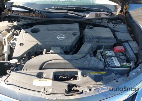 2015 Nissan Altima 2.5/2.5 S/2.5 Sl/2.5 Sv z USA, uszkodzony, nr VIN 1N4AL3AP9FC237477